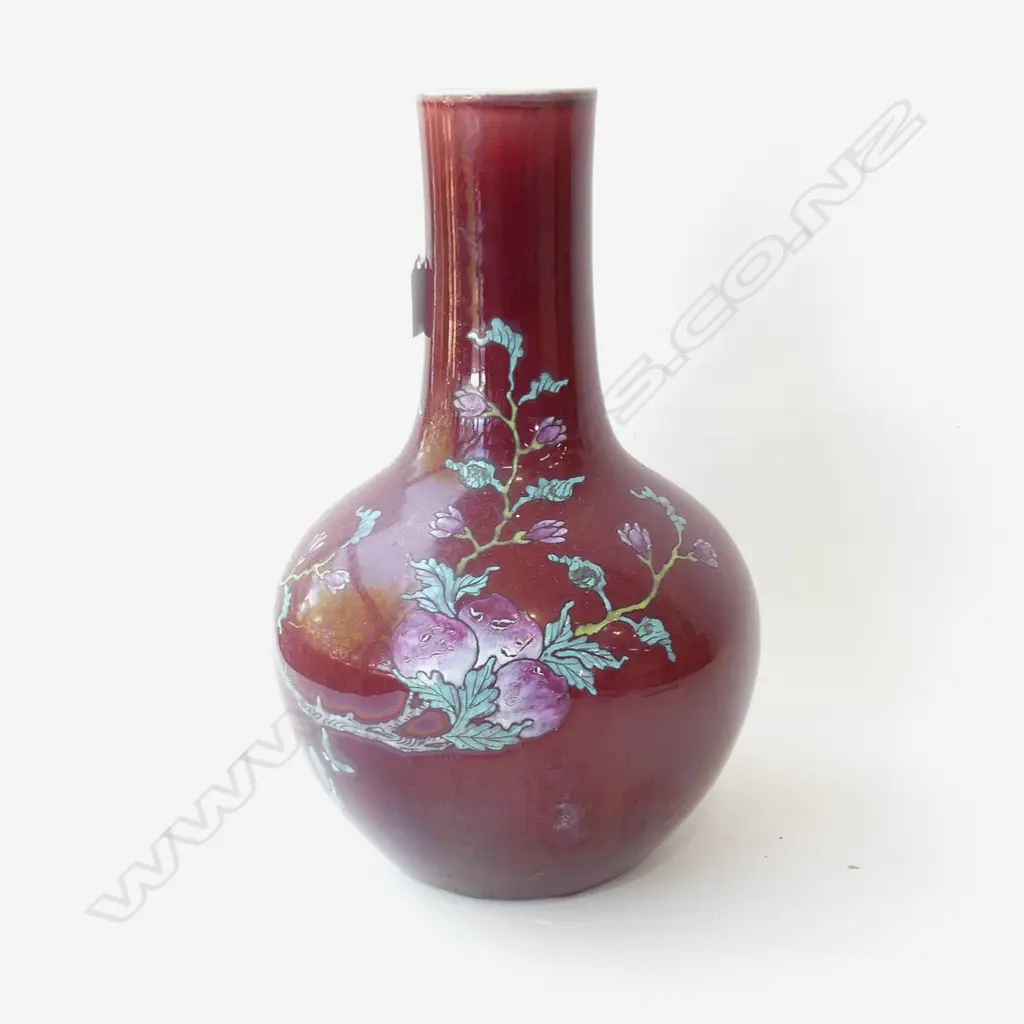LG ORIENTAL RED VASE WITH FLORAL PATTERN H 385MM Image 1++