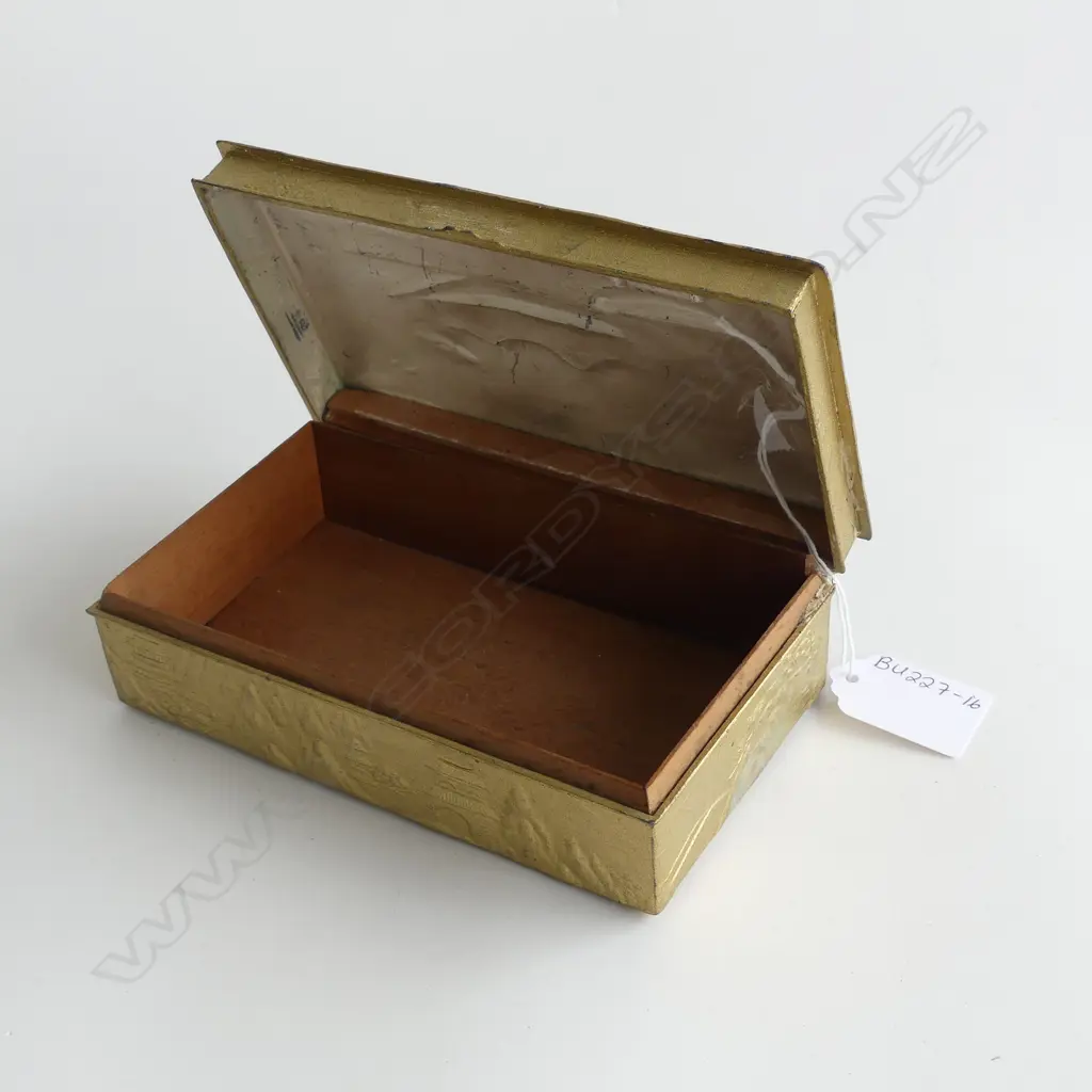 VINTAGE JAPANESE BRASS LIDDED WOOD LINED BOX L 155MM Image 1++