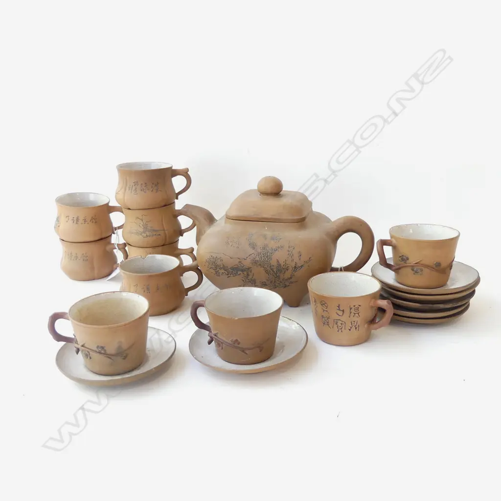 ORIENTAL TEA SET; LARGE TEAPOT, 10 CUPS, 7 SAUCERS. SOME A/F Image 1++