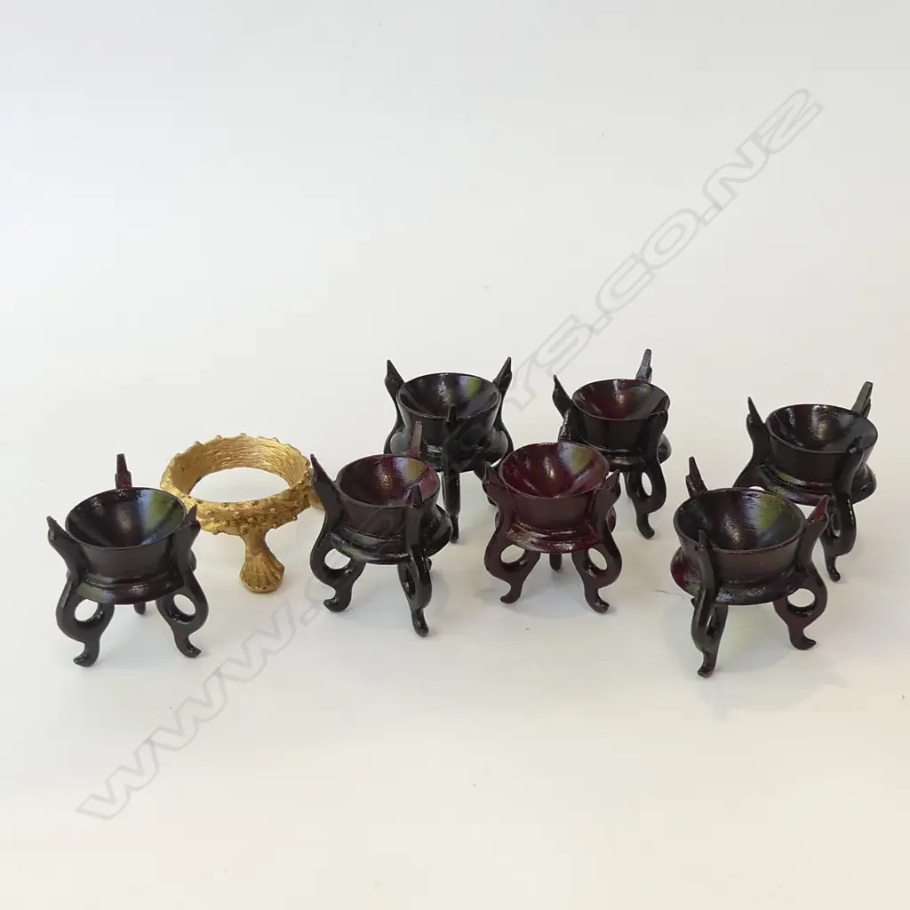 7 SM ORIENTAL WOODEN STANDS FOR ORNAMENTAL EGGS + 1 GILT STAND  Image 1++