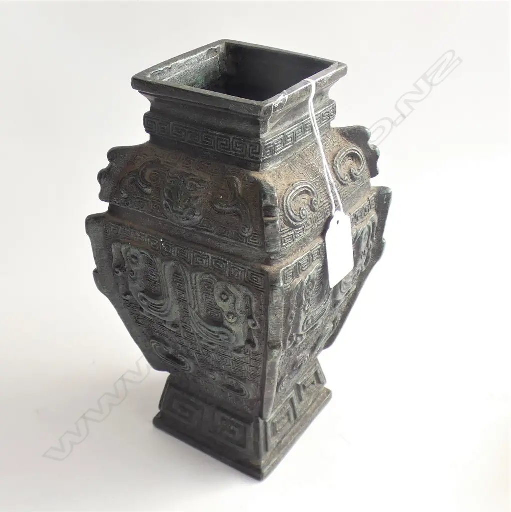 ORIENTAL ARCHAIC STYLE BRONZE VASE H.220mm Image 1++