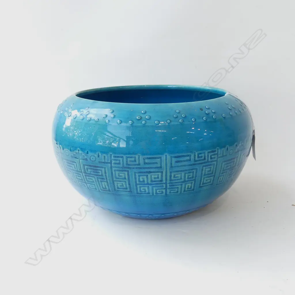 LG ORIENTAL TURQUOISE GLAZE JARDINIERE DIA 240MM Image 1++
