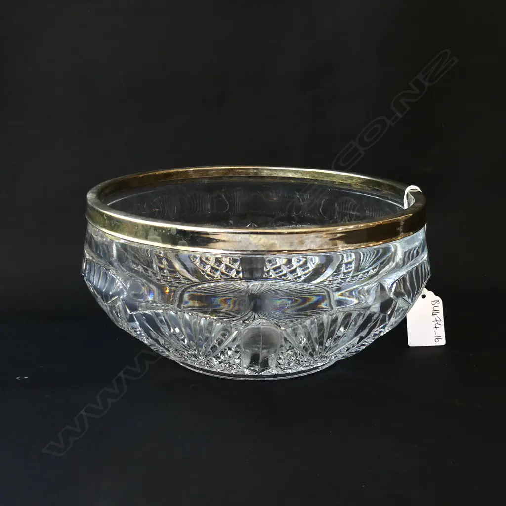 CRYSTAL BOWL WITH EP RIM D. 200mm Image 1++