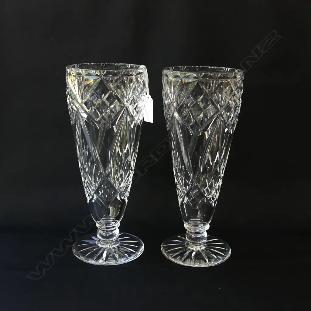 PAIR CUT CRYSTAL VASES H.250mm Image 1++