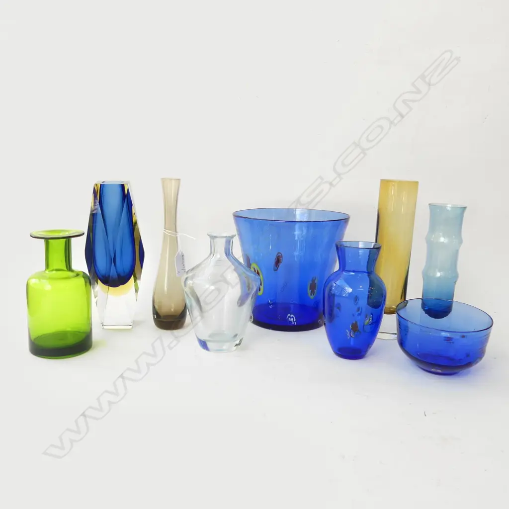 9 PCES ASST. ART GLASS Image 1++