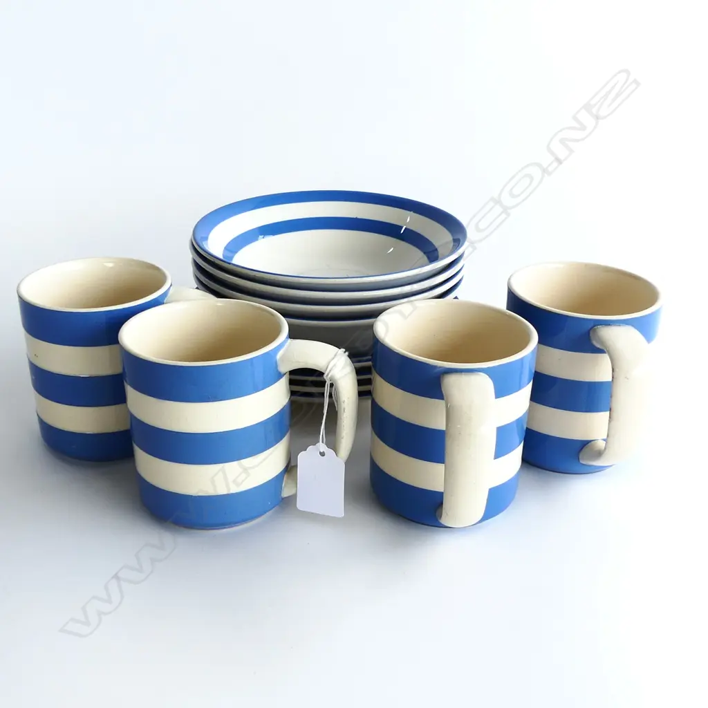 12 PCES T. G. GREEN CORNISHWARE; 4 MUGS, 4 BOWLS, 4 SIDE PLATES 175mm dia Image 1++