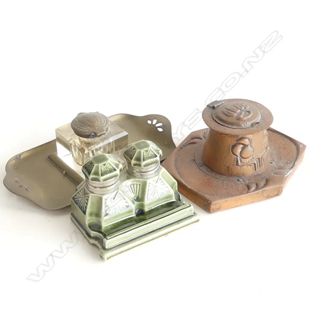 3 OLD INKWELLS: 2 ART NOUVEAU BRASS & COPPER + GREEN PORCELAIN DBLE Image 1++