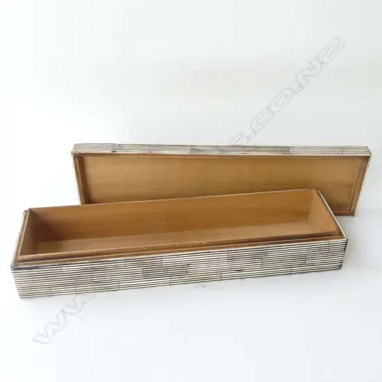 LIDDED BONE TRINKET BOX L.385mm