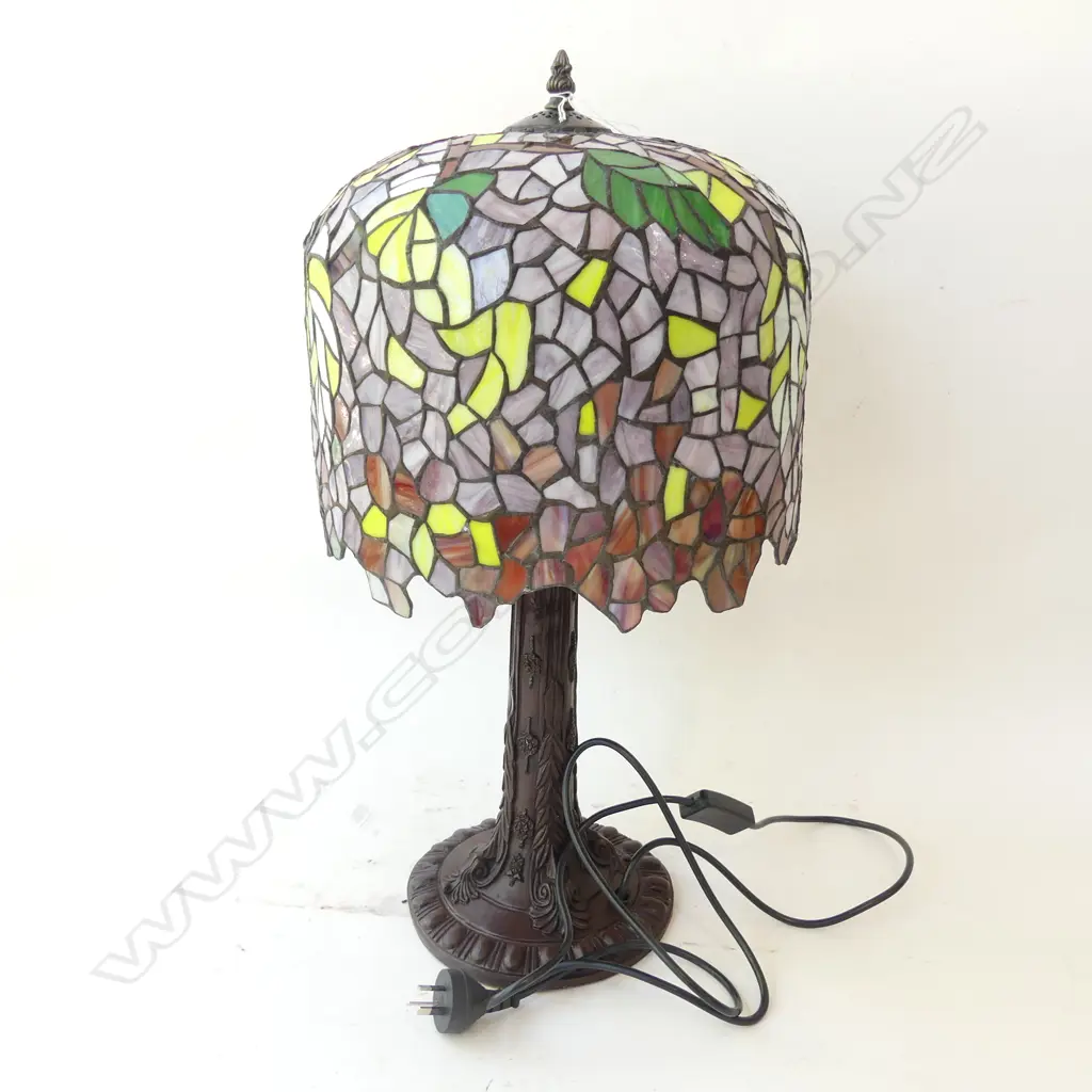 TIFFANY STYLE WISTERIA LAMP H.550mm Image 1++