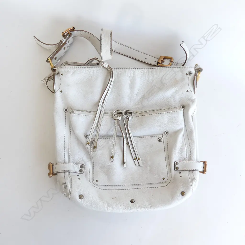 VINTAGE CHLOE BOHO HANDBAG NO CERT.  Image 1++