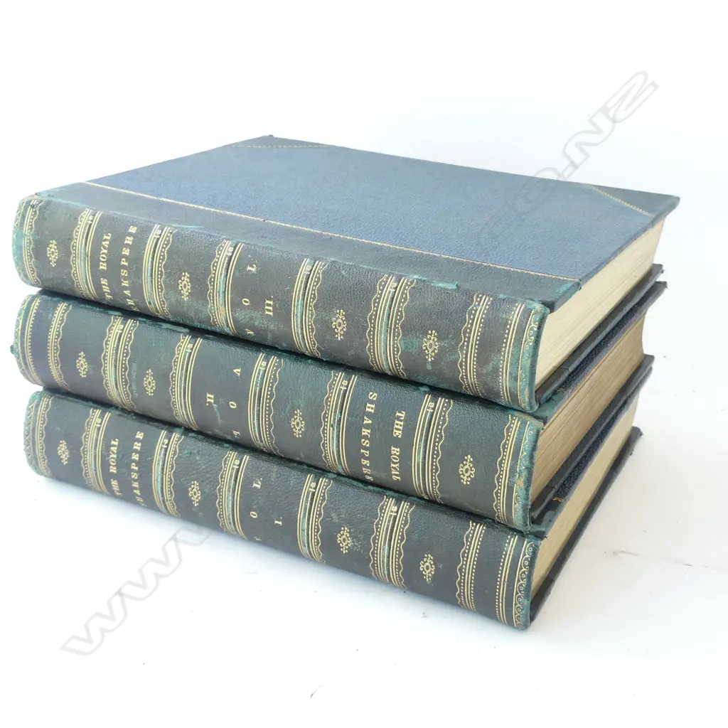 THE ROYAL SHAKESPEARE ENTIRE WORKS IN CHRONOLOGICAL ORDER w ILLUSTRATIONS by VARIOUS ARTISTS 3VOLS PUB:CASSELL & CO 1883 Image 1++