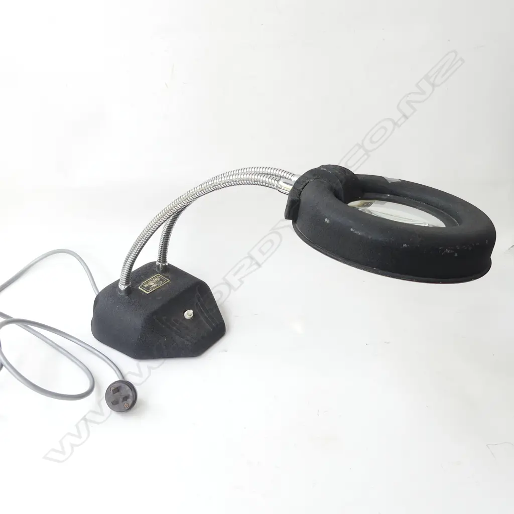 MAGNIFYING GLASS LIGHT (WORKING) Image 1++