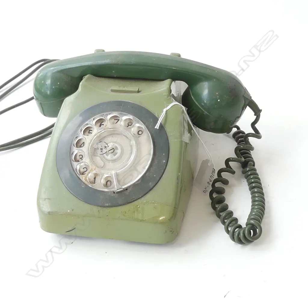 VINTAGE OLIVE GREEN DIAL PHONE  Image 1++