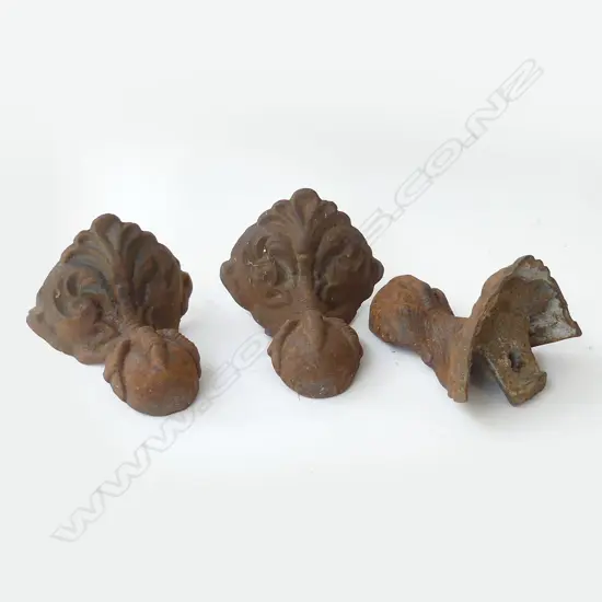 3 CAST IRON BALL AND CLAW BATH FEET -SURFACE RUST H 175MM