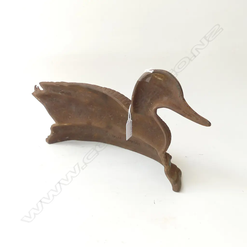 CAST IRON DUCK DOOR STOP W.405mm  Image 1++