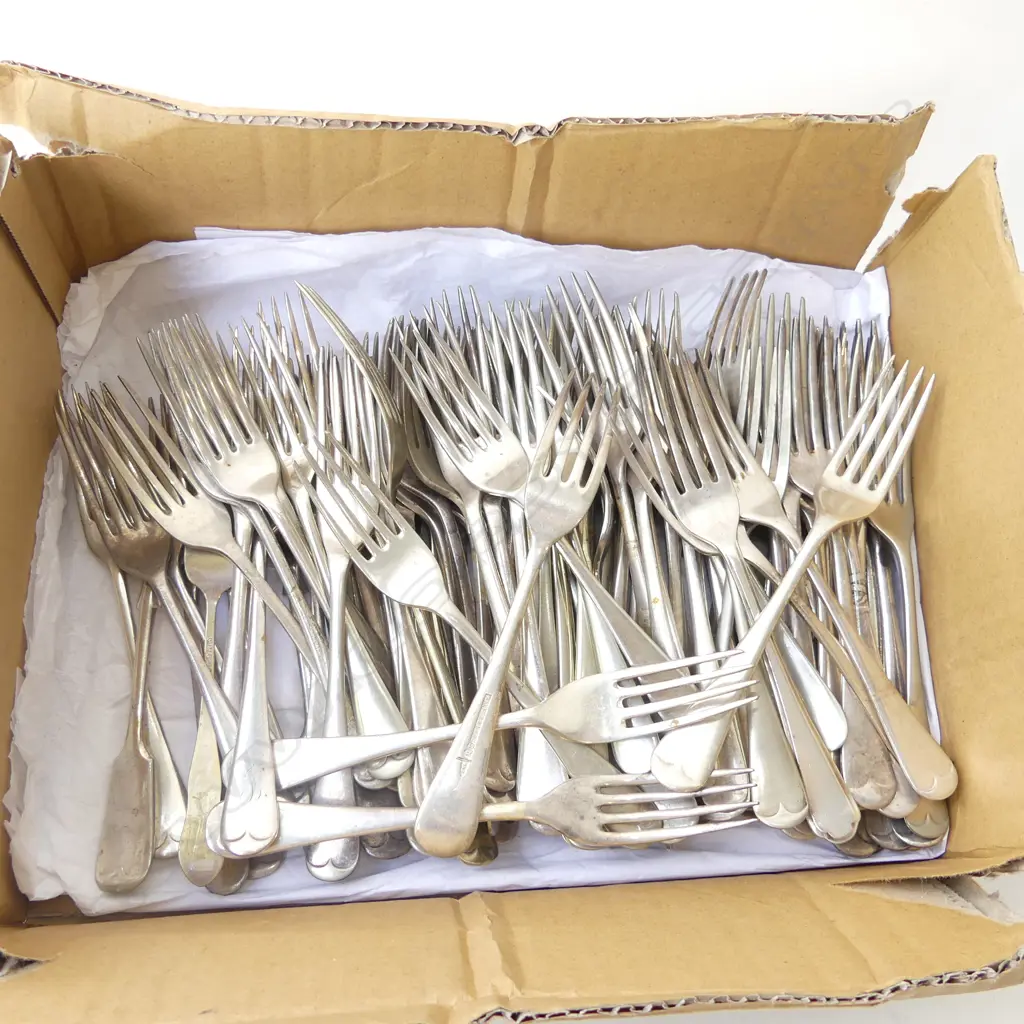 BOX 100 SILVER PLATED FORKS, SHEFFIELD Image 1++