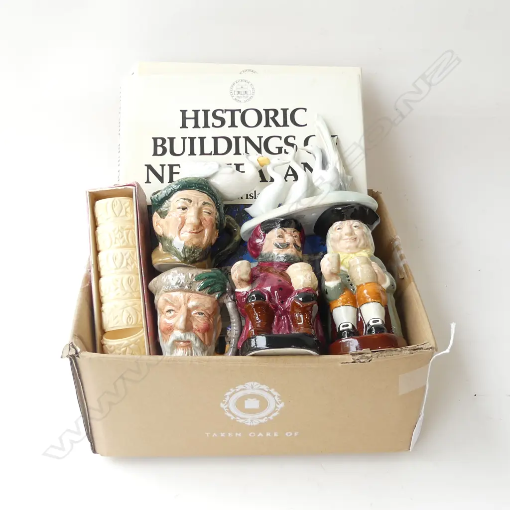 BOX LOT; 2 BOOKS; HISTORIC BUILDINGS NZ + ROYAL DOULTON TOBYS ETC Image 1++
