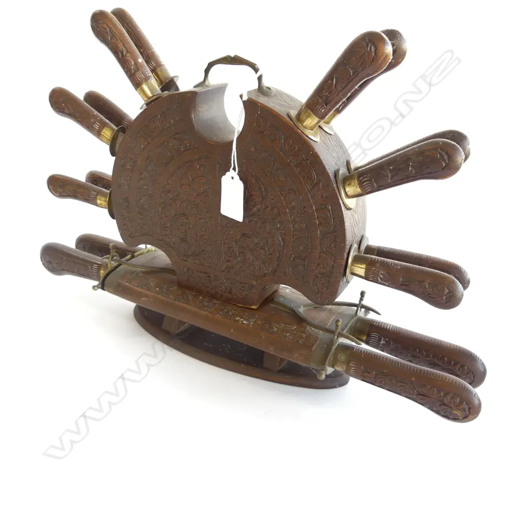 SET OF 16 VINTAGE INDIAN KNIVES IN CARVED WOODEN HOLDER W.440mm Image 1++