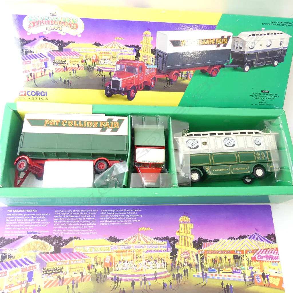 CORGI CLASSICS SHOWMANS TRAILER & CARAVAN SET,  MINT IN BOX, L 410MM Image 1++