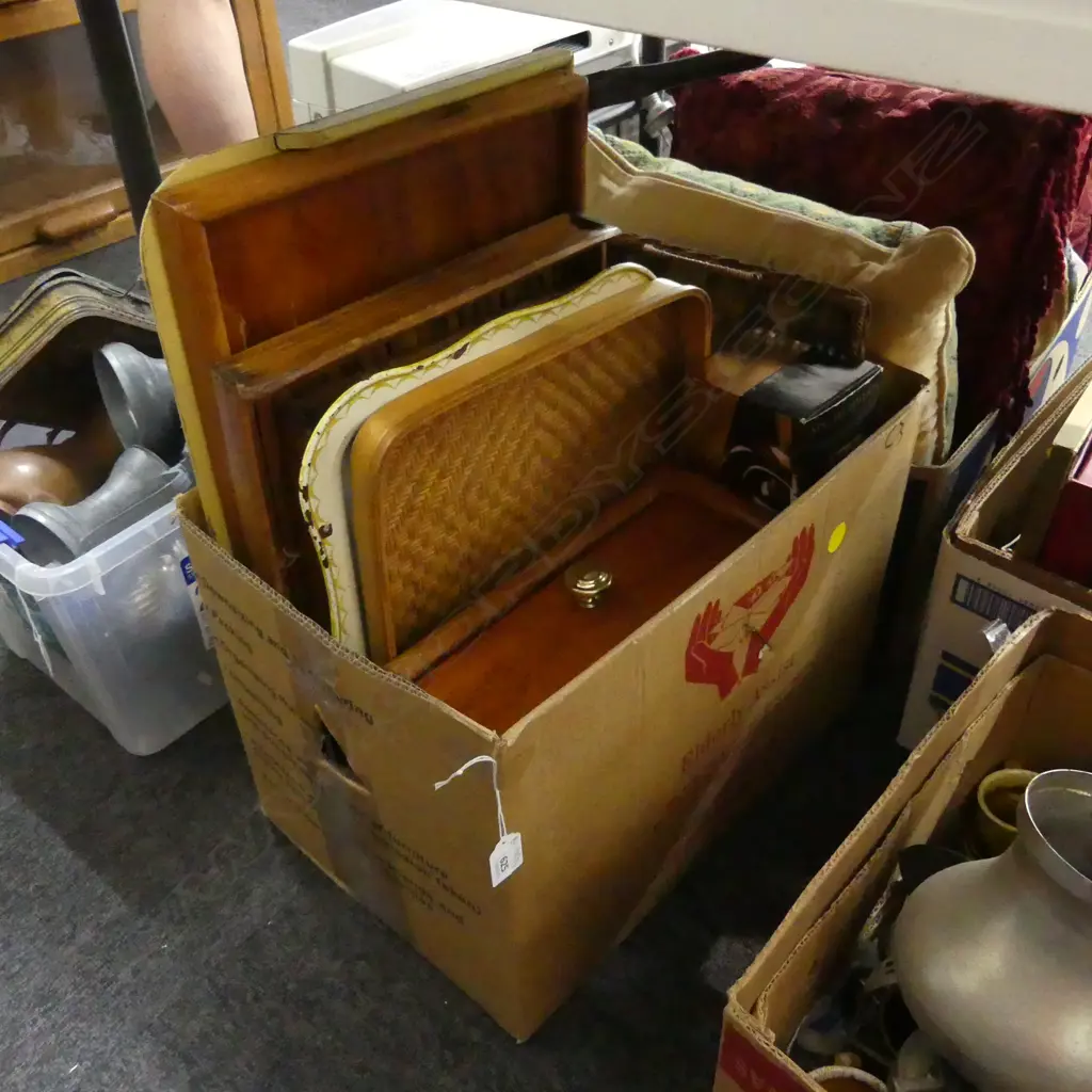 BOX LOT WOODEN TRAYS, RETRO DRAWER, STAR WARS BOXED SET Image 1++