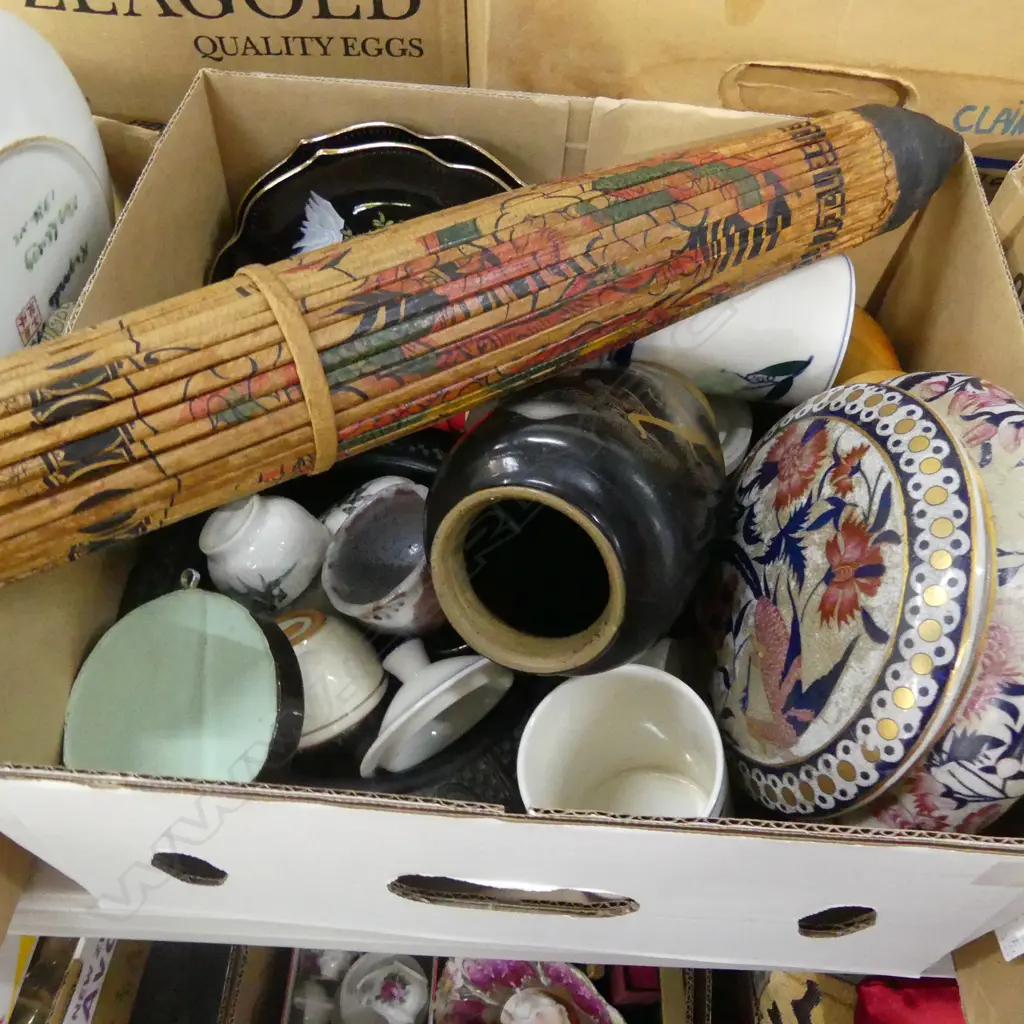 BOX LOT ASST. ORIENTAL CERAMICS, PARASOL ETC Image 1++