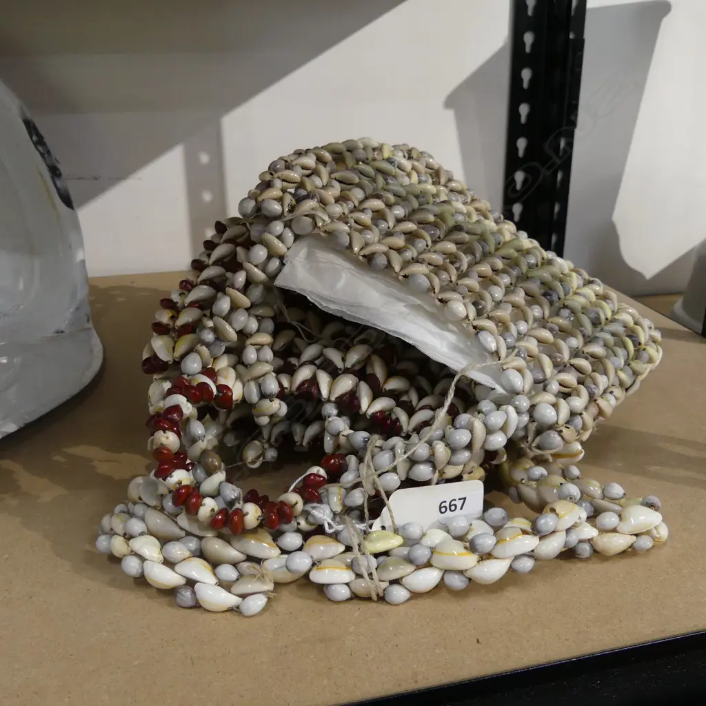 THREE COWRIE SHELL BAGS TONGA Image 1++