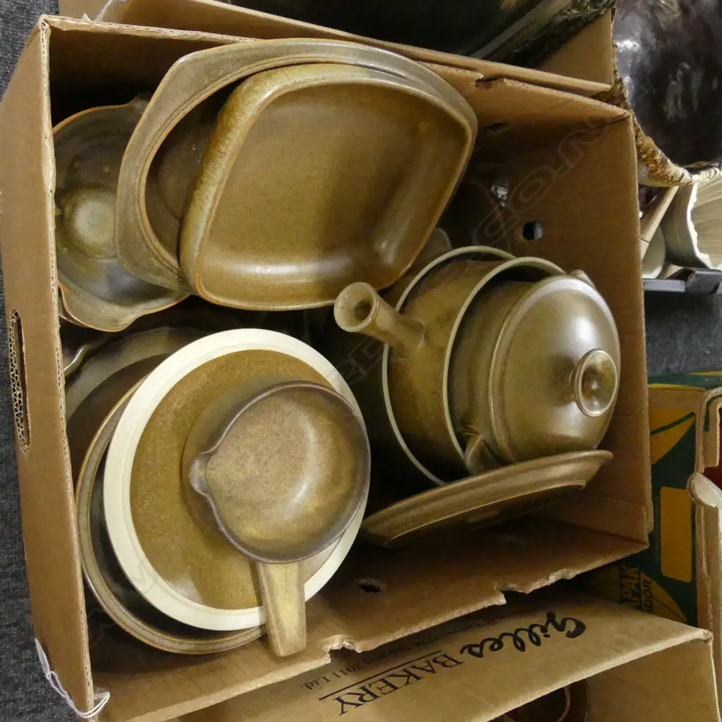 BOX LOT OF TEMUKA WARE - PART DINNER SERVICE Image 1++