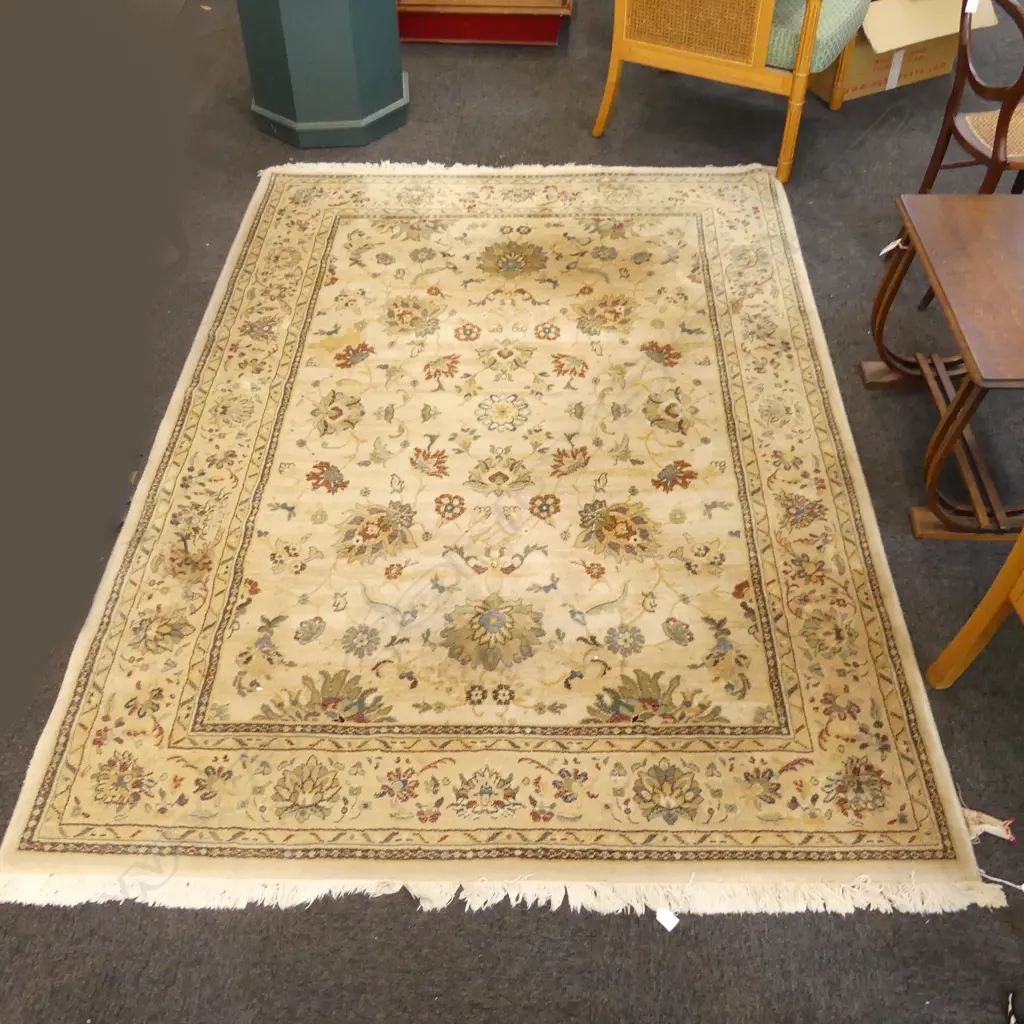 KIRMANA PLUSH WOOL MACHINE MADE RUG - CREAM BACKGROUND  1700 X 2400MM Image 1++