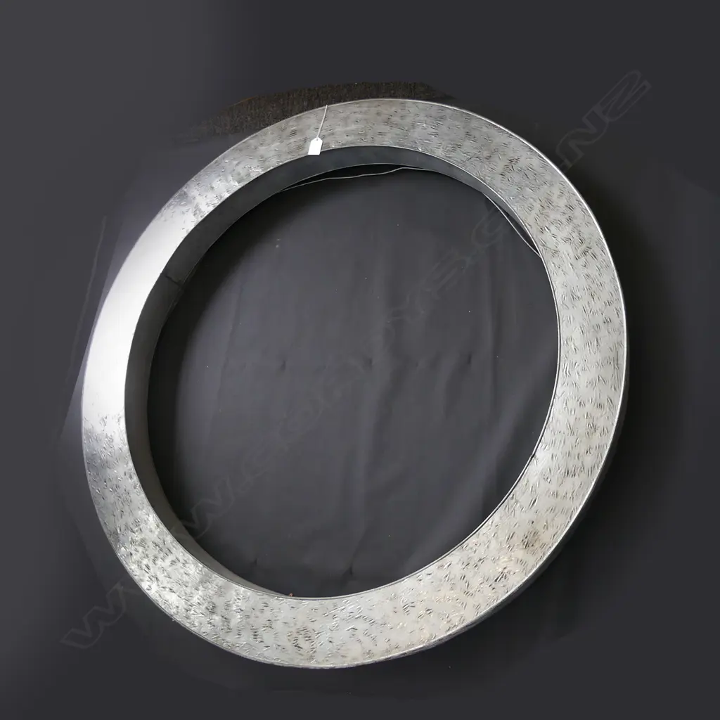 GALVANISED CIRCULAR MIRROR FRAME D. 1020mm Image 1++