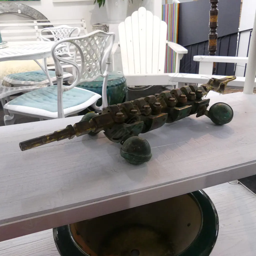 METAL SCULPTURE; ABSTRACT CROCODILE L.680mm Image 1++