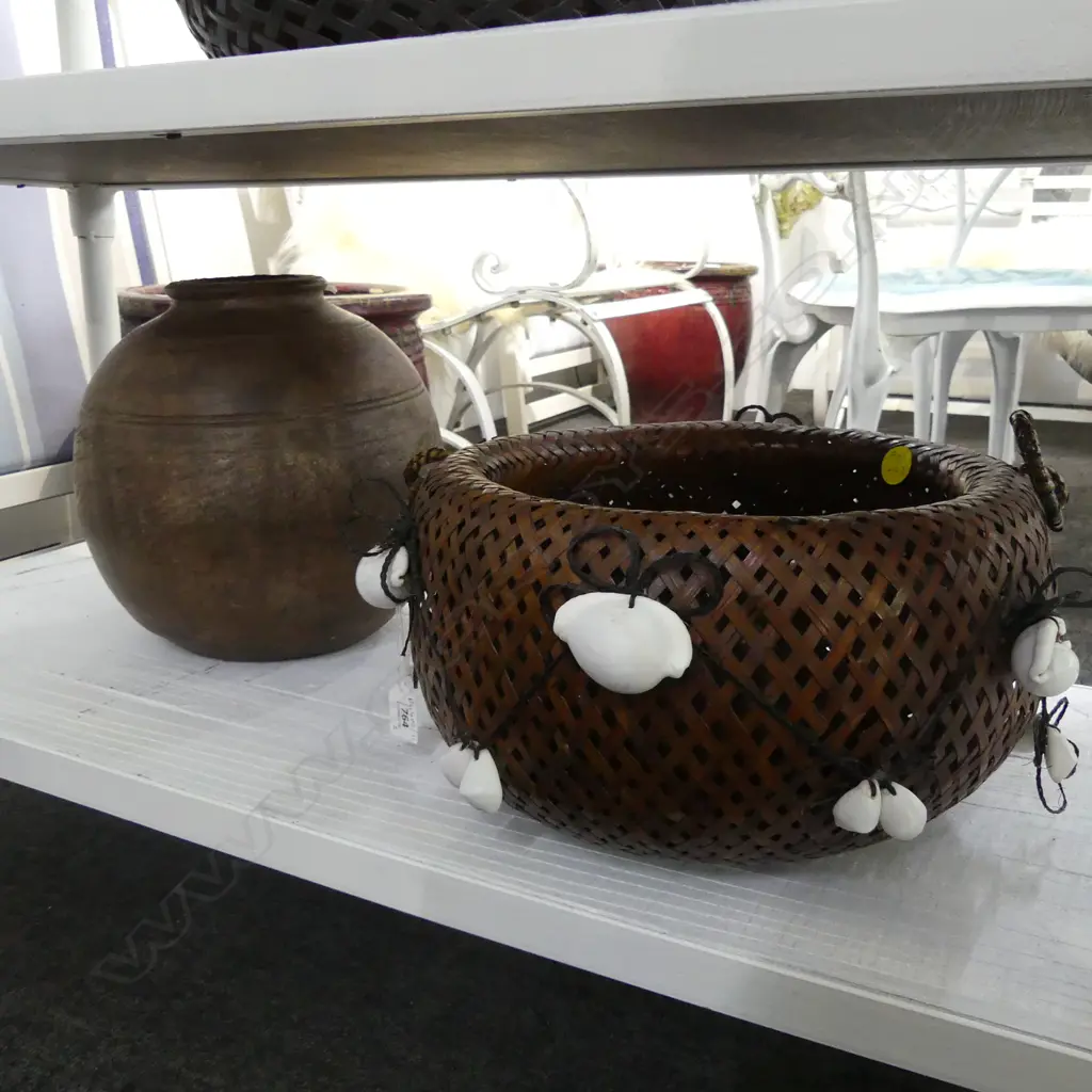 WOODEN POT + WOVEN BASKET w. COWRIE SHELL DECORATION 350mm dia Image 1++