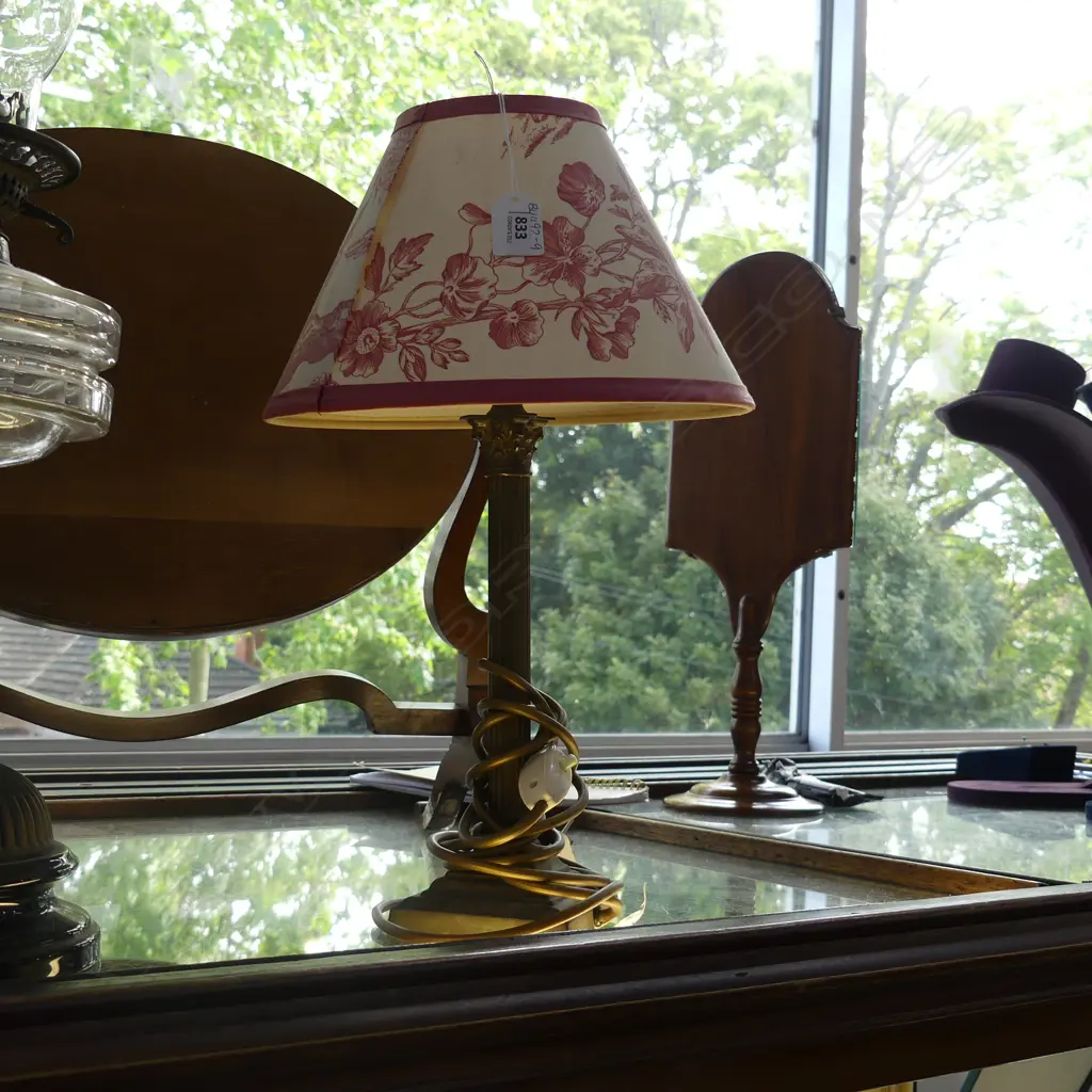 BRASS COLUMN TABLE LAMP H 410MM Image 1++
