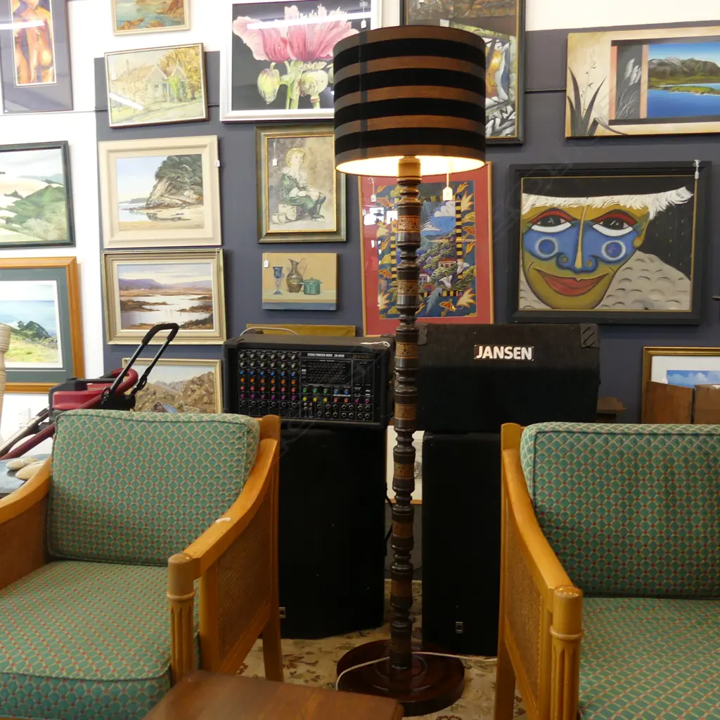 TURNED WOOD FLOOR LAMP H.1760mm- WORKING Image 1++