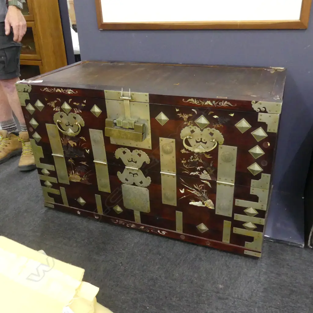 VINTAGE KOREAN CHEST w. EXTENSIVE METAL DECORATION Image 1++