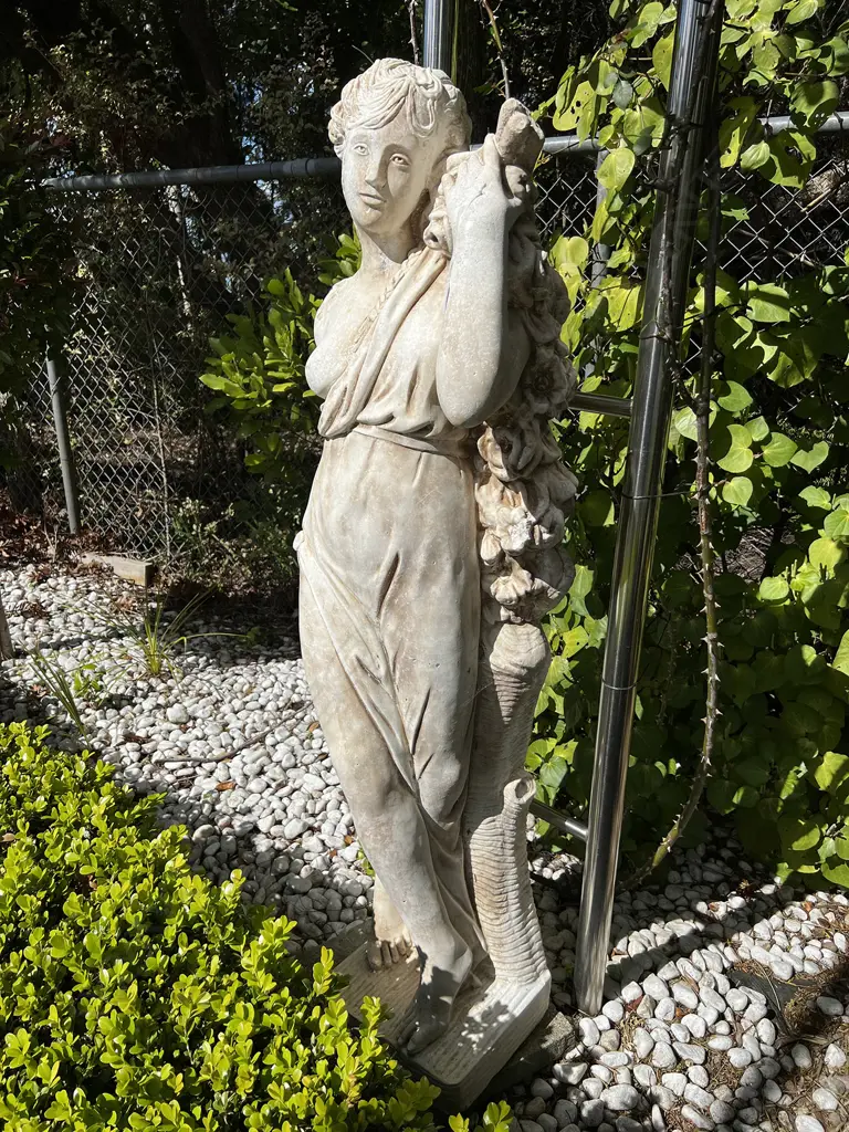TALL CONCRETE GARDEN CLASSICAL GODDESS STATUE H.1400mm Semi naked w floral garland Image 1++