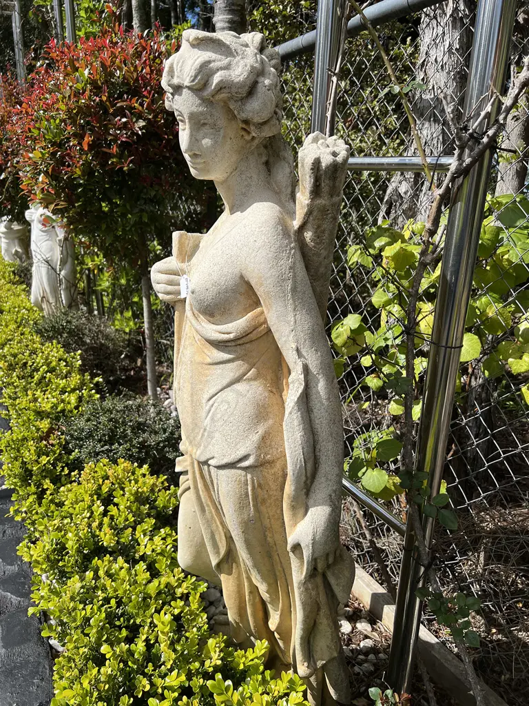 TALL CONCRETE GARDEN CLASSICAL GODDESS DIANNA STATUE AF Image 1++