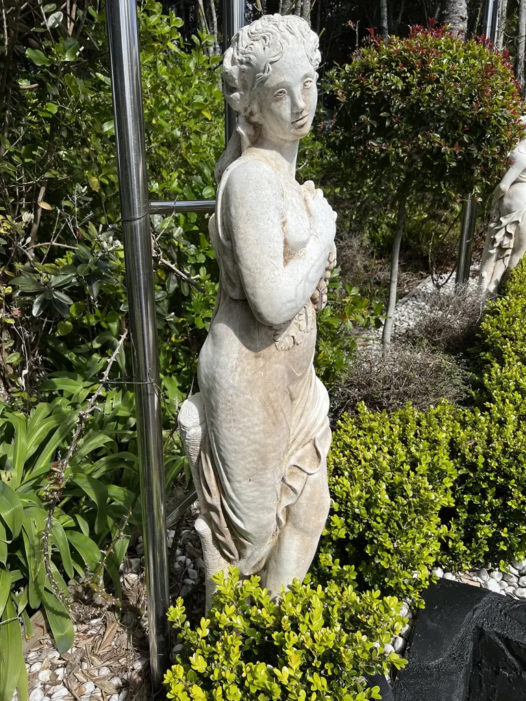 TALL CONCRETE GARDEN CLASSICAL GODDESS STATUE H.1400mm Woman with fruit basket Image 1++