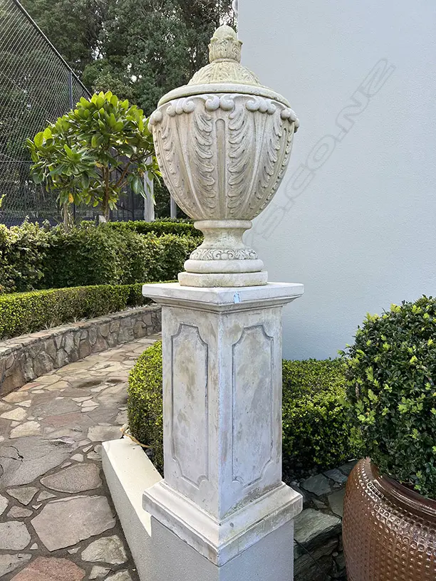 PR LGE CLASSICAL LIDDED CONCRETE CLASSICAL LIDDED URNS ON TALL PLINTHS H.1900mm Image 1++