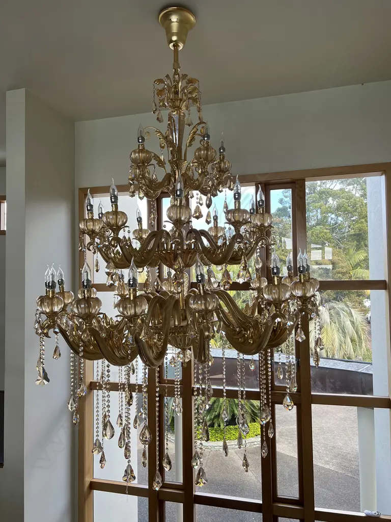 VERY LGE CHANDELIER ROSE GILT FRAME 3 TIERS 29 LIGHTS/ARMS. H.2100mm Image 1++