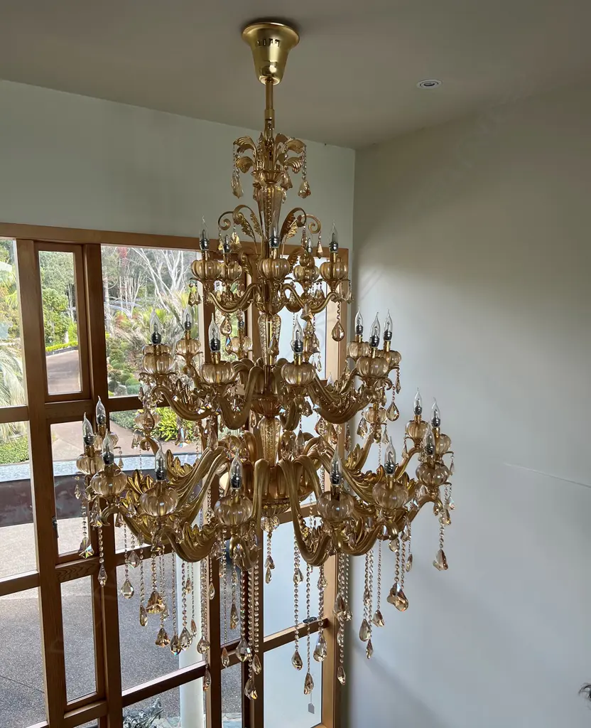 VERY LGE CHANDELIER ROSE GILT FRAME 3 TIERS 29 LIGHTS/ARMS. H.2100mm Image 1++