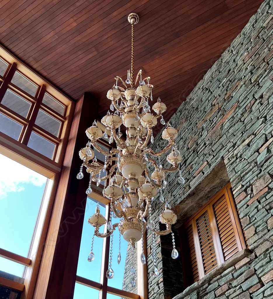 VERY TALL MODERN CHANDELIER MILK GLASS/ALABASTER SECTIONS 3 TIERS 18 LIGHTS/ARMS. Image 1++