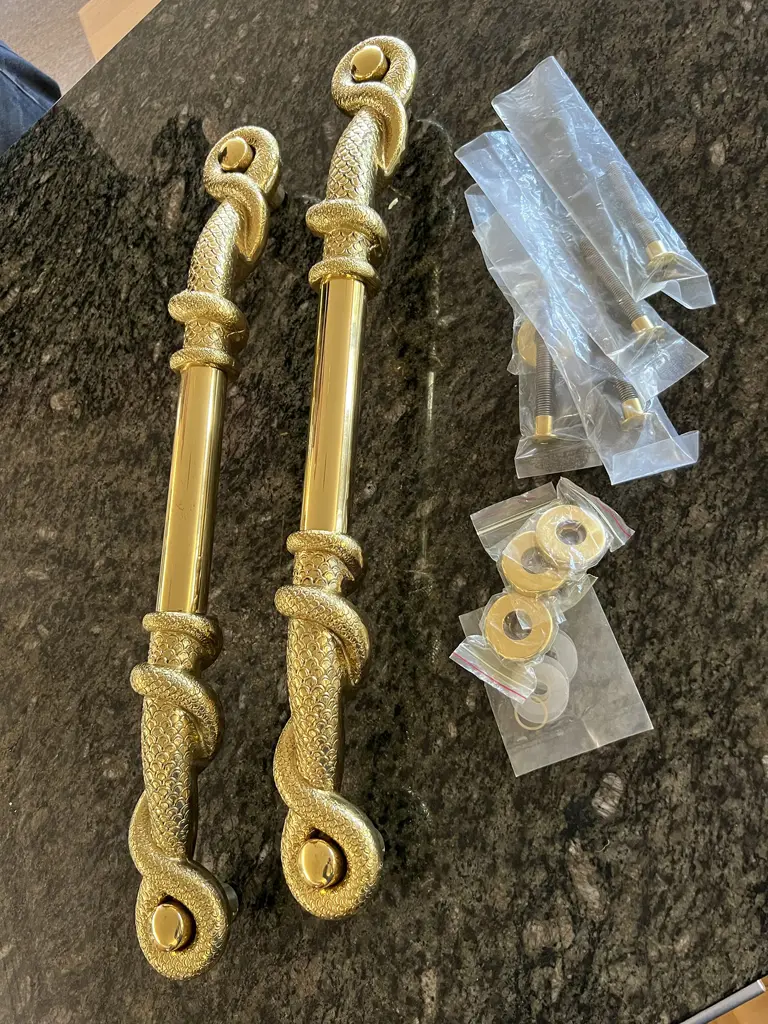 PR VERY HEAVY LGE CAST BRASS SERPENT DOOR PULLS + FITTINGS H.570mm Image 1++