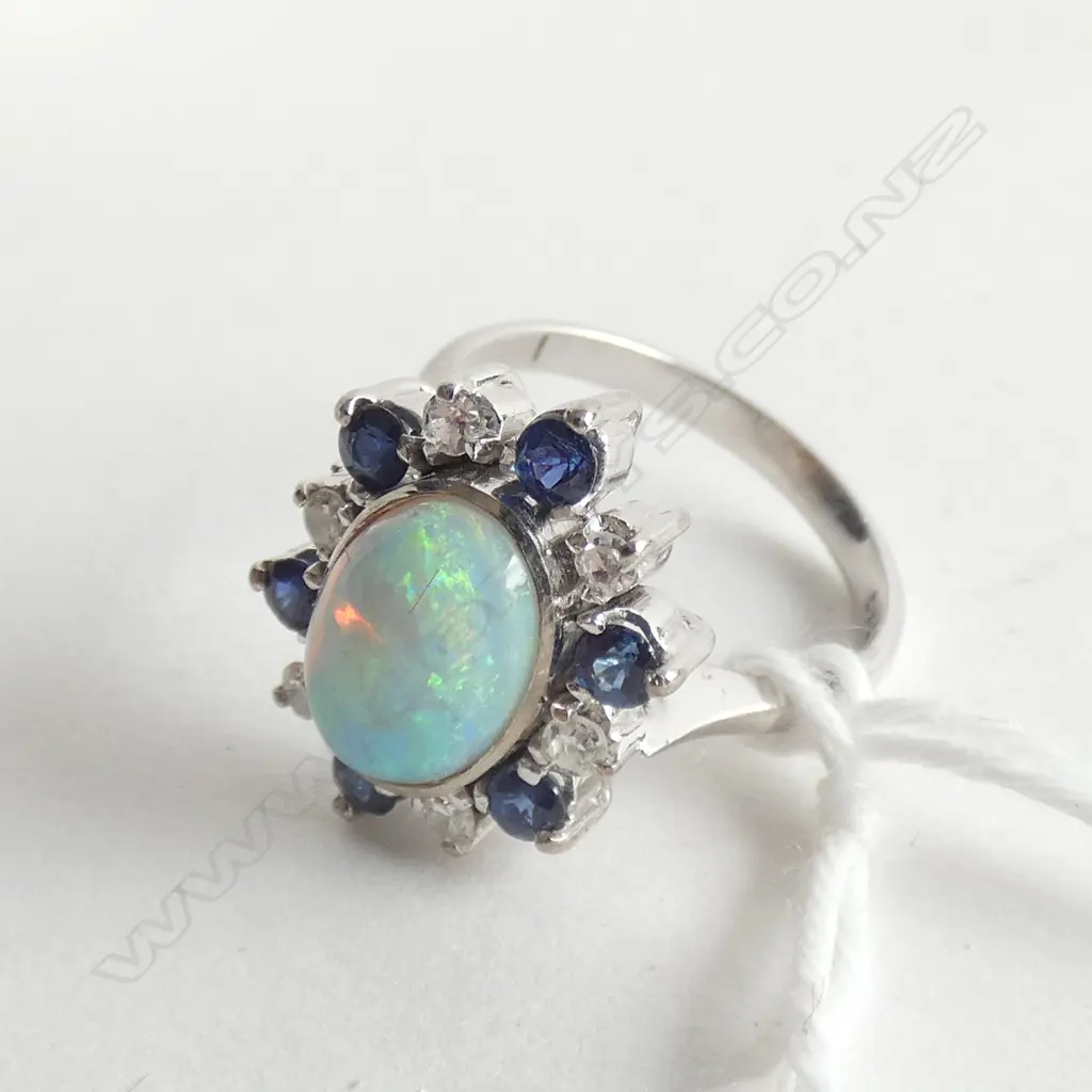 14CT W/GOLD OPAL SAPPHIRE & DIA. RING. OPAL A.F Image 1++