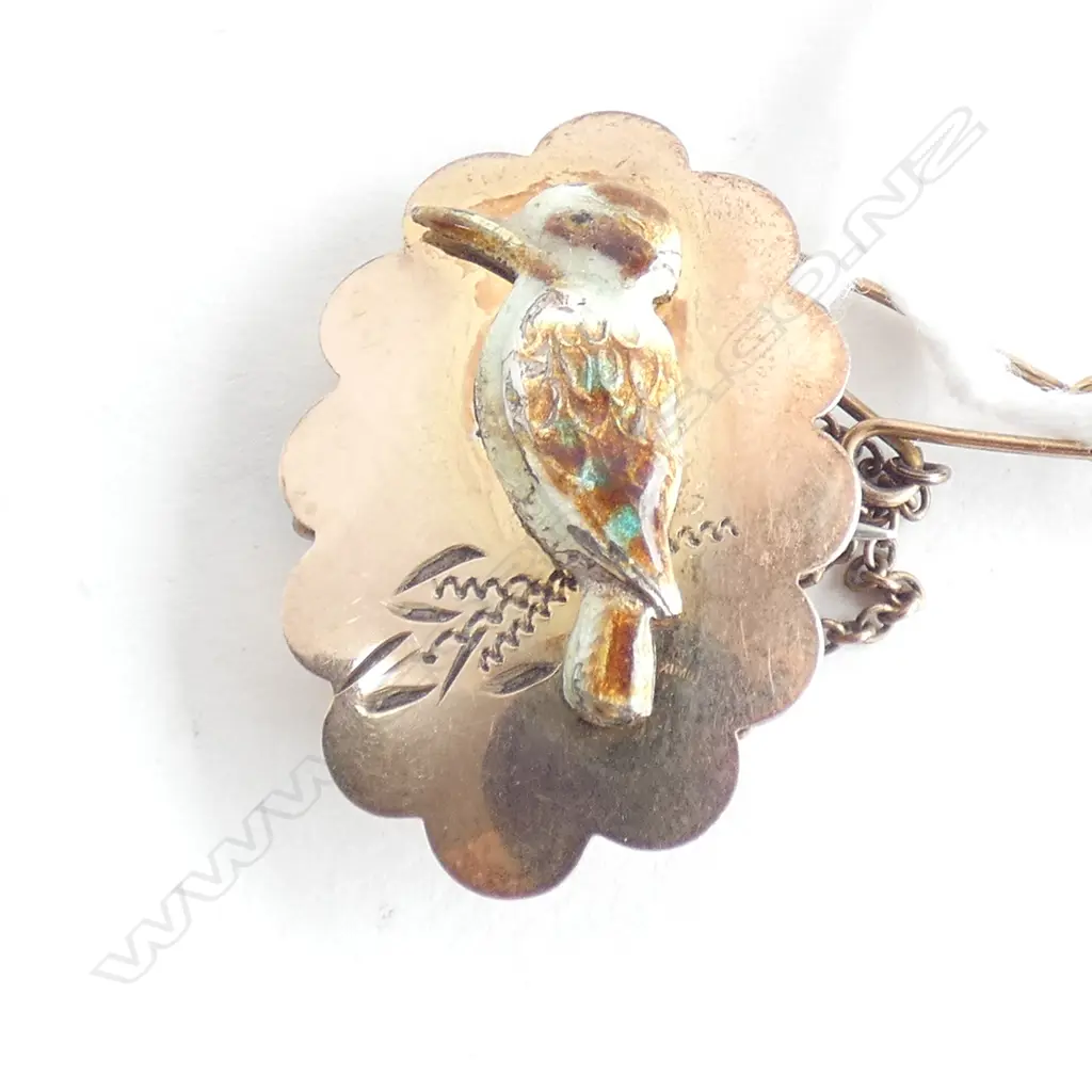 GOLD PLATED & ENAMEL KOOKABURRA BROOCH Image 1++