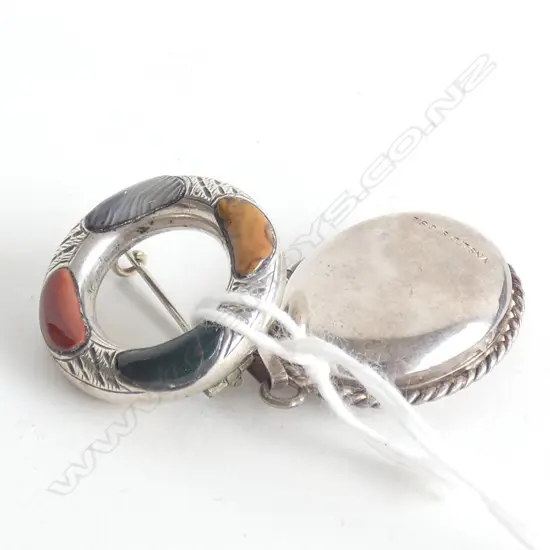 SILVER LOCKET AND SILVER/AGATE BROOCH