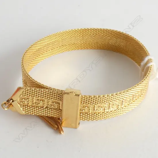 GOLD? BELT STYLE BRACELET