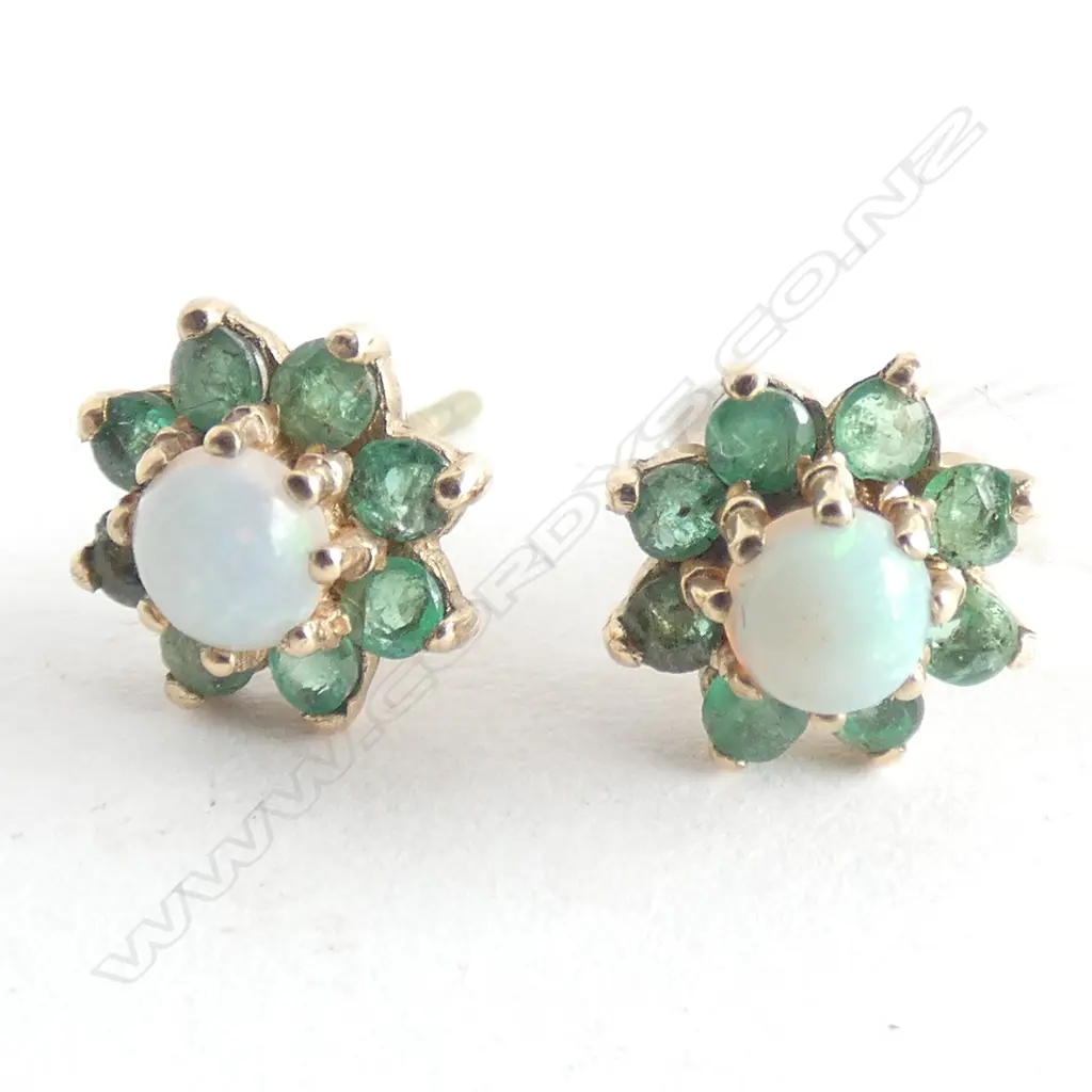 9CT EMERALD & OPAL PR EARRINGS Image 1++