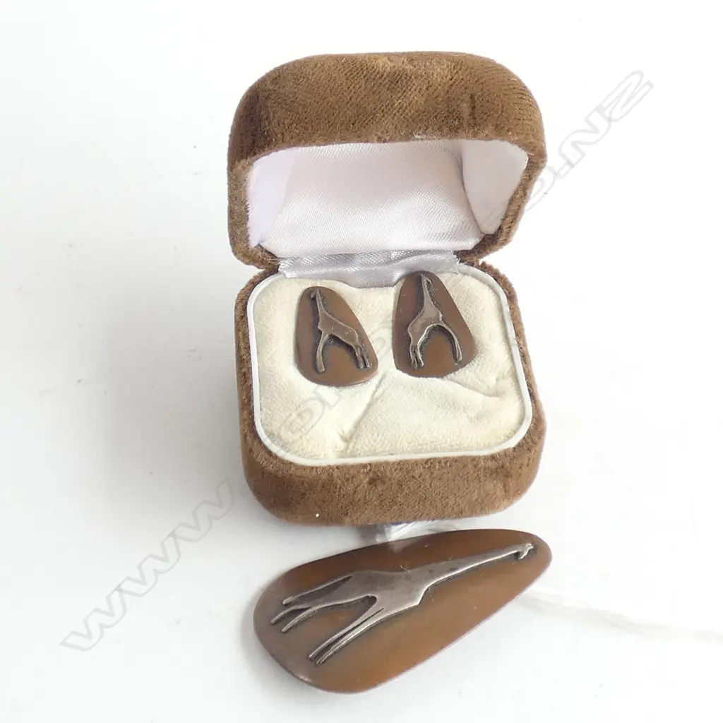 (19980) 1960'S BIRGER HAGLUND SILVER COPPER BROOCH & EARRING SET.. Image 1++