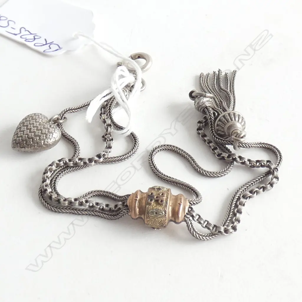 (20105) VICT SILVER ALBERTINA TRIPLE STRAND... Image 1++