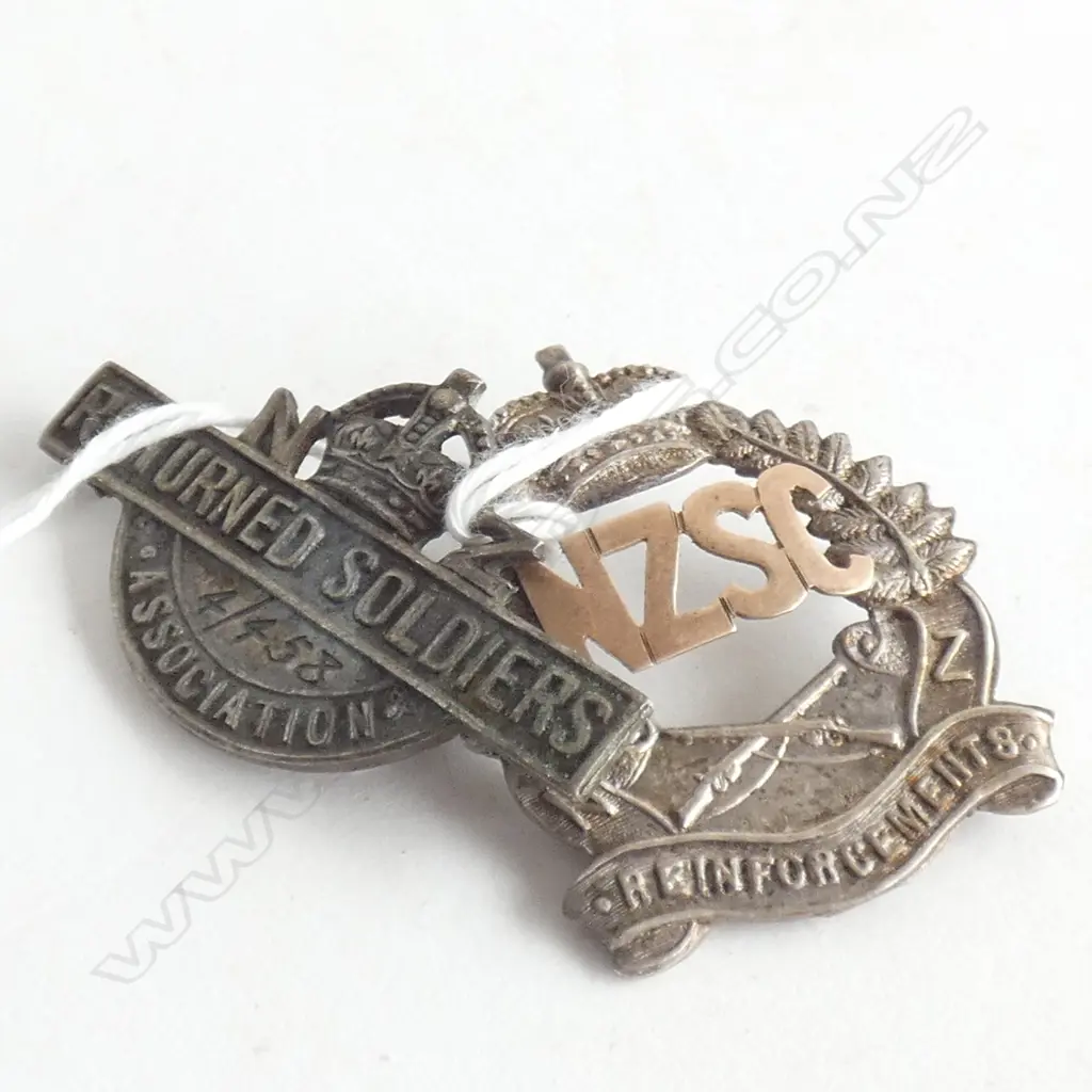 (19584) 2 NZ BADGES: NZSC REINFORCEMENTS & RETURNED... Image 1++